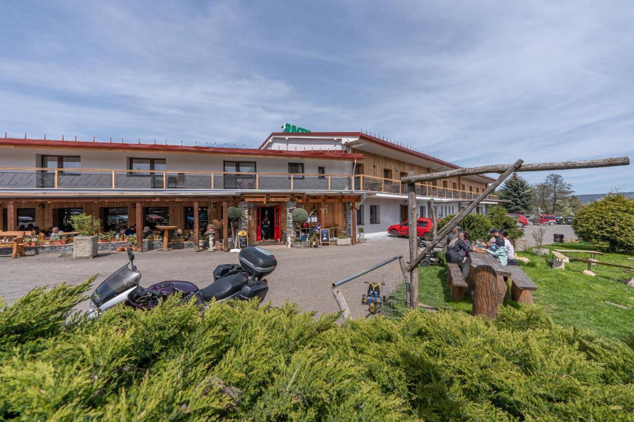 Hotel Racek Úštěk Exterior foto